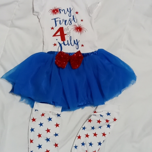 4th of July outfit - Picture 3 of 4